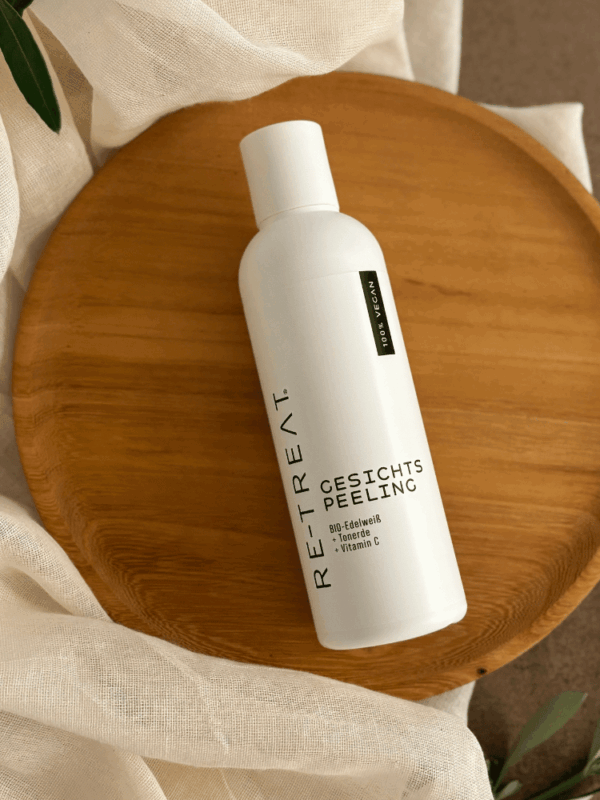 RE-TREAT Gesichtspeeling Galeriebild